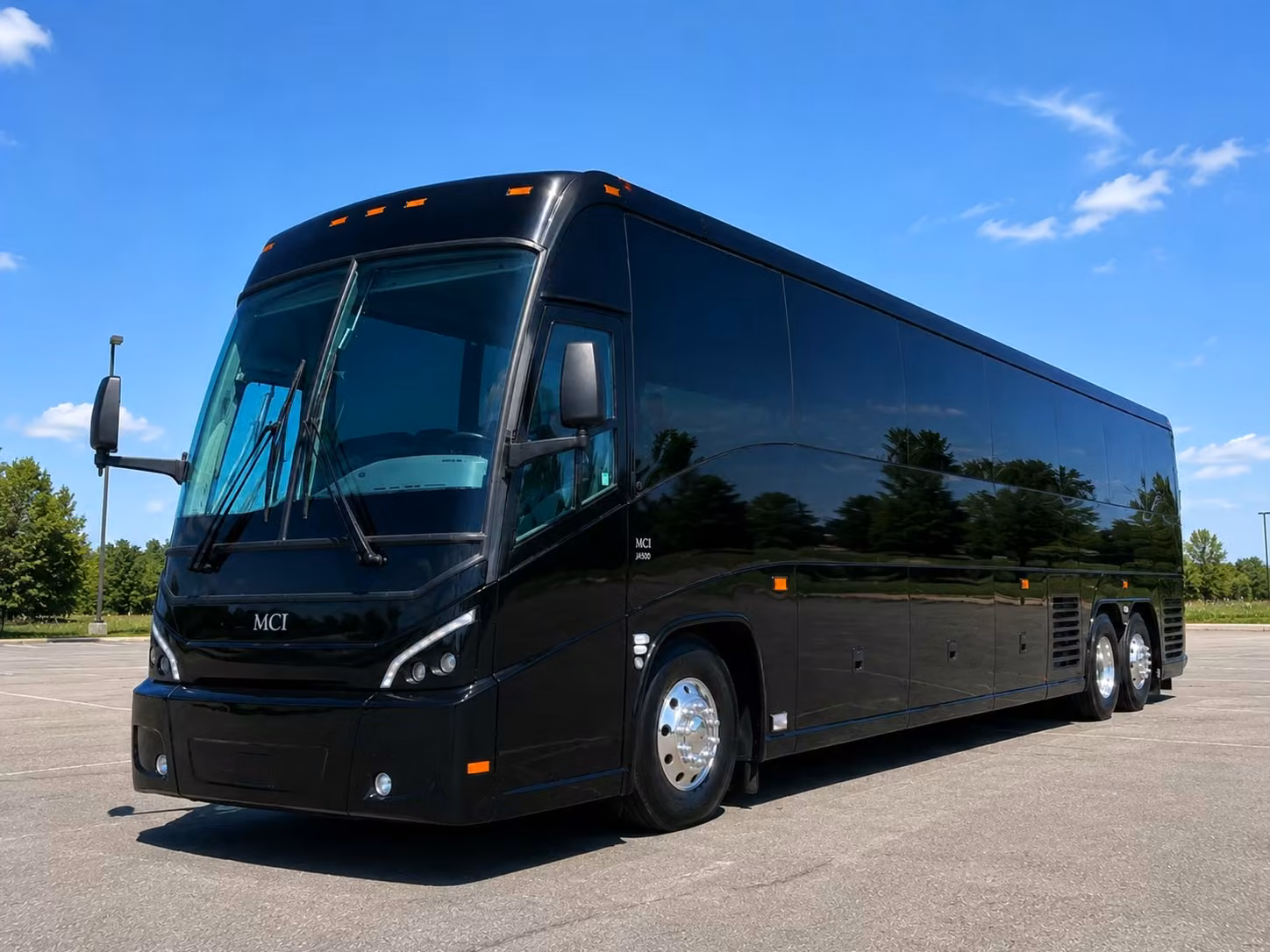 minibus rentals for smaller tyler prom groups who want comfort without the crowd