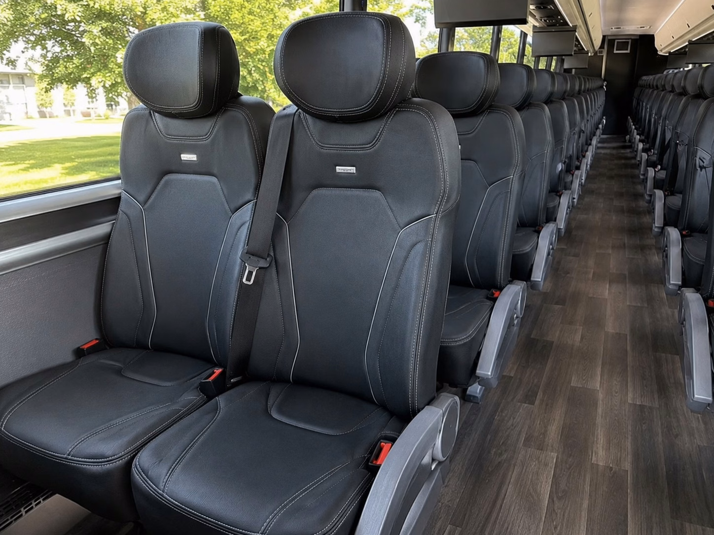 wedding transportation in tyler and all the surrounding areas